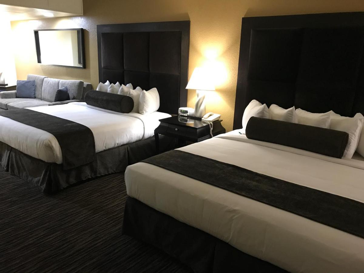 ג'ין Ramada By Wyndham Terrible'S Hotel & Casino מראה חיצוני תמונה