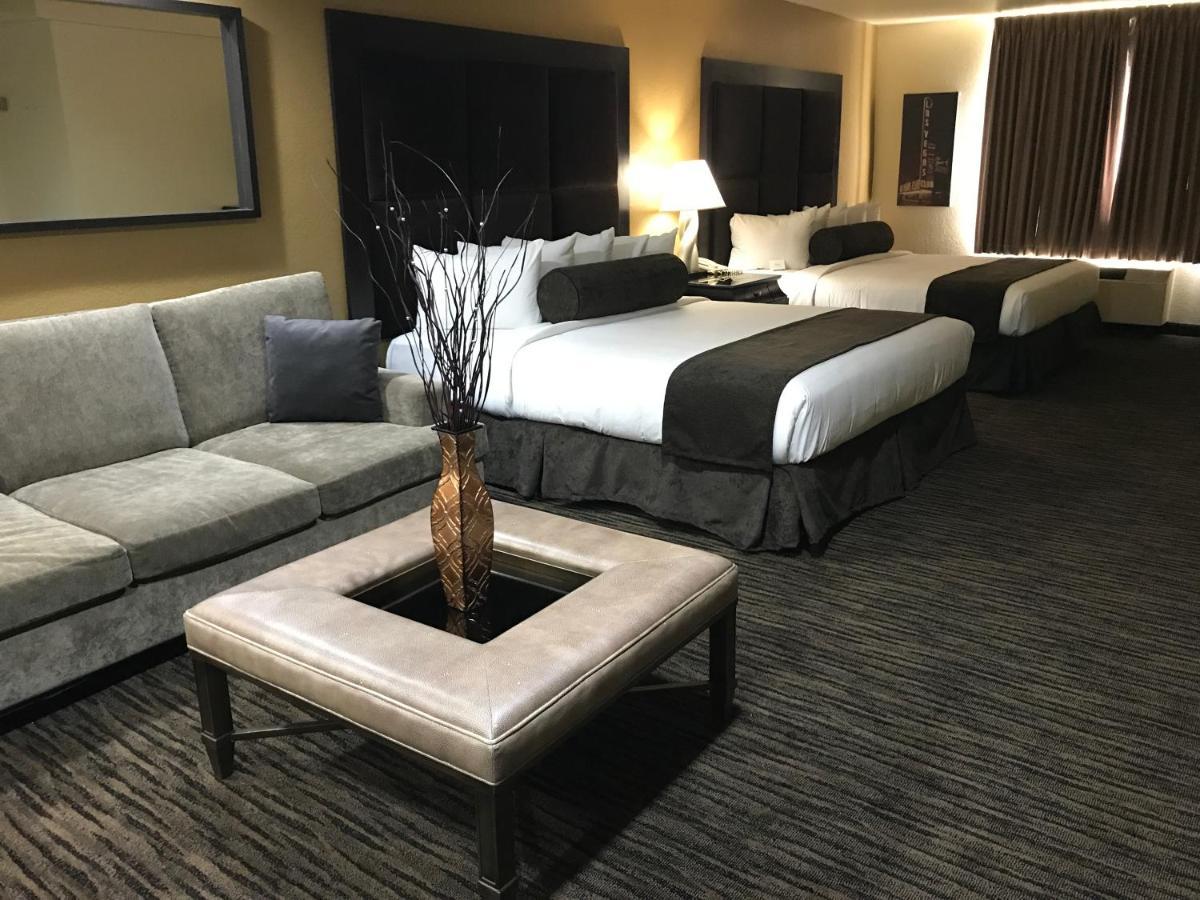 ג'ין Ramada By Wyndham Terrible'S Hotel & Casino מראה חיצוני תמונה