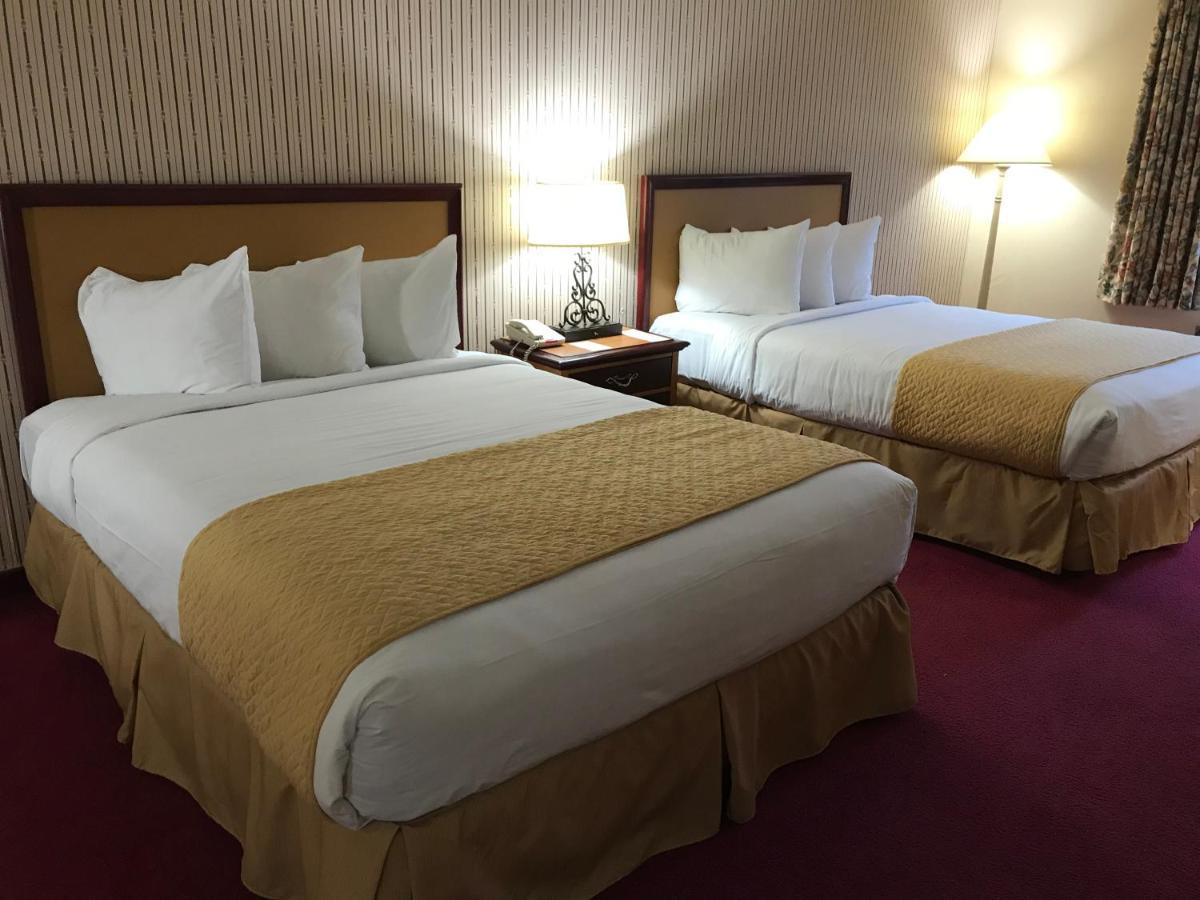 ג'ין Ramada By Wyndham Terrible'S Hotel & Casino מראה חיצוני תמונה